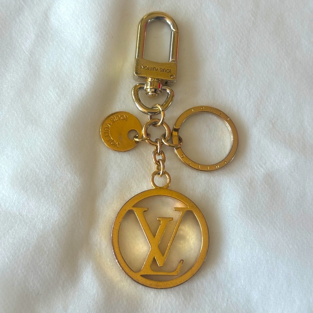 LOUIS VUITTON Key Holder/ Bag Charm